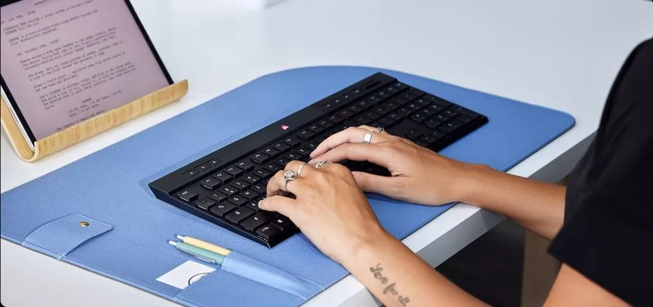 کیبورد بی سیم مکانیکال گیمینگ کورسیر CORSAIR K100 AIR