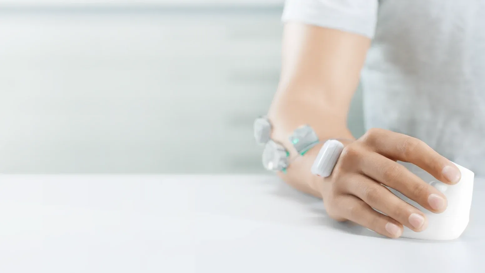 ماوس بی سیم لاجیتک مدل logitech MX Vertical